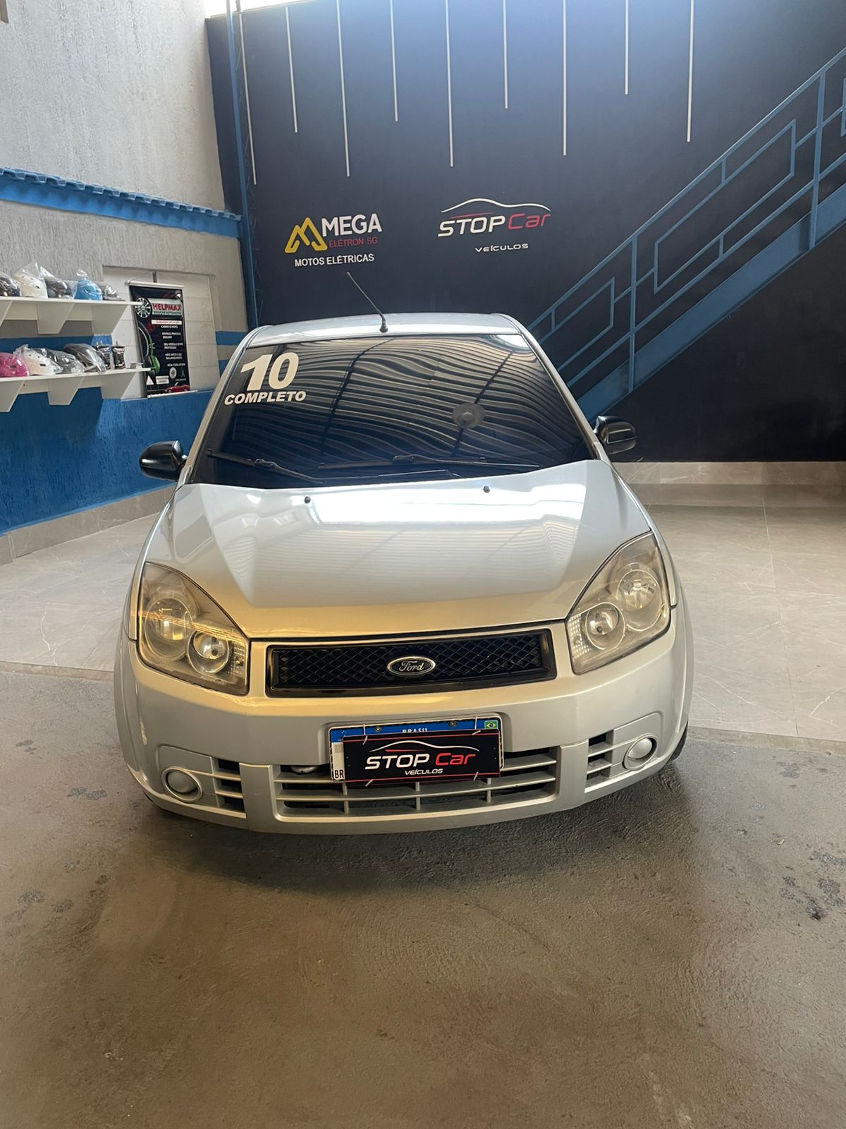 FORD FIESTA SEDAN 1.6 GNV 2010 (Prata)